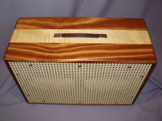 Sultone Cabinet Front